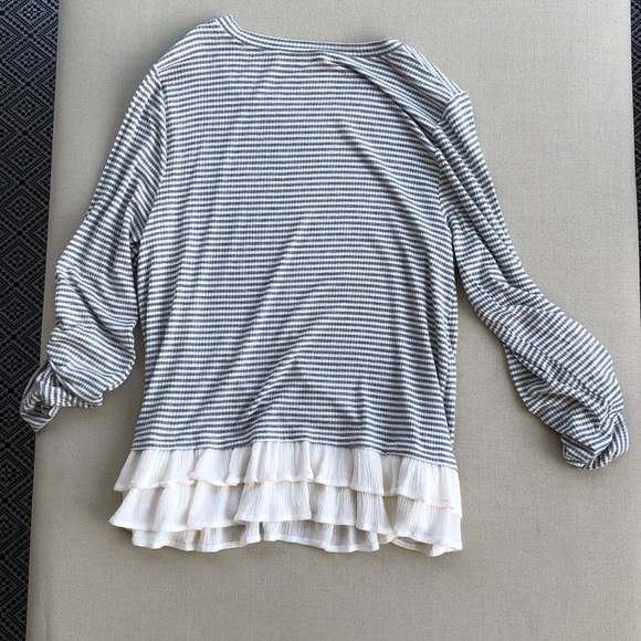 Striped, Ruffled, Mid-sleeve - Picture 2 of 3